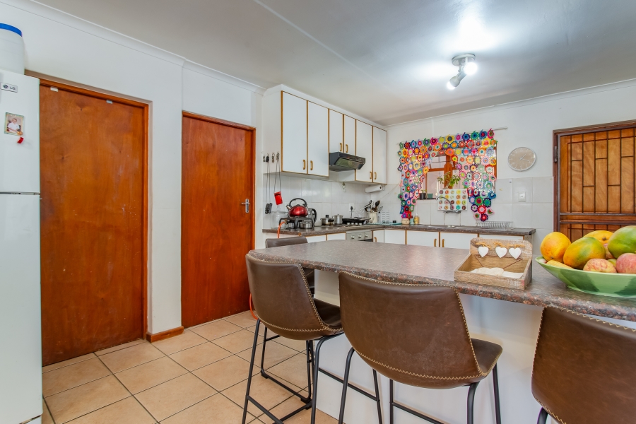 To Let 3 Bedroom Property for Rent in Wellington Central Western Cape